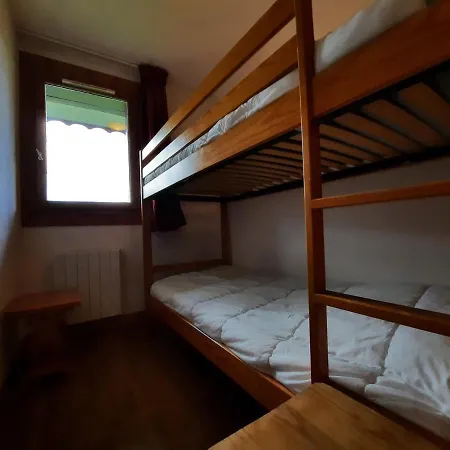 Apartment Renove Au Pied Des Pistes, 3 Chambres, Balcon, 8 Personnes - Les Menuires - Fr-1-452-79